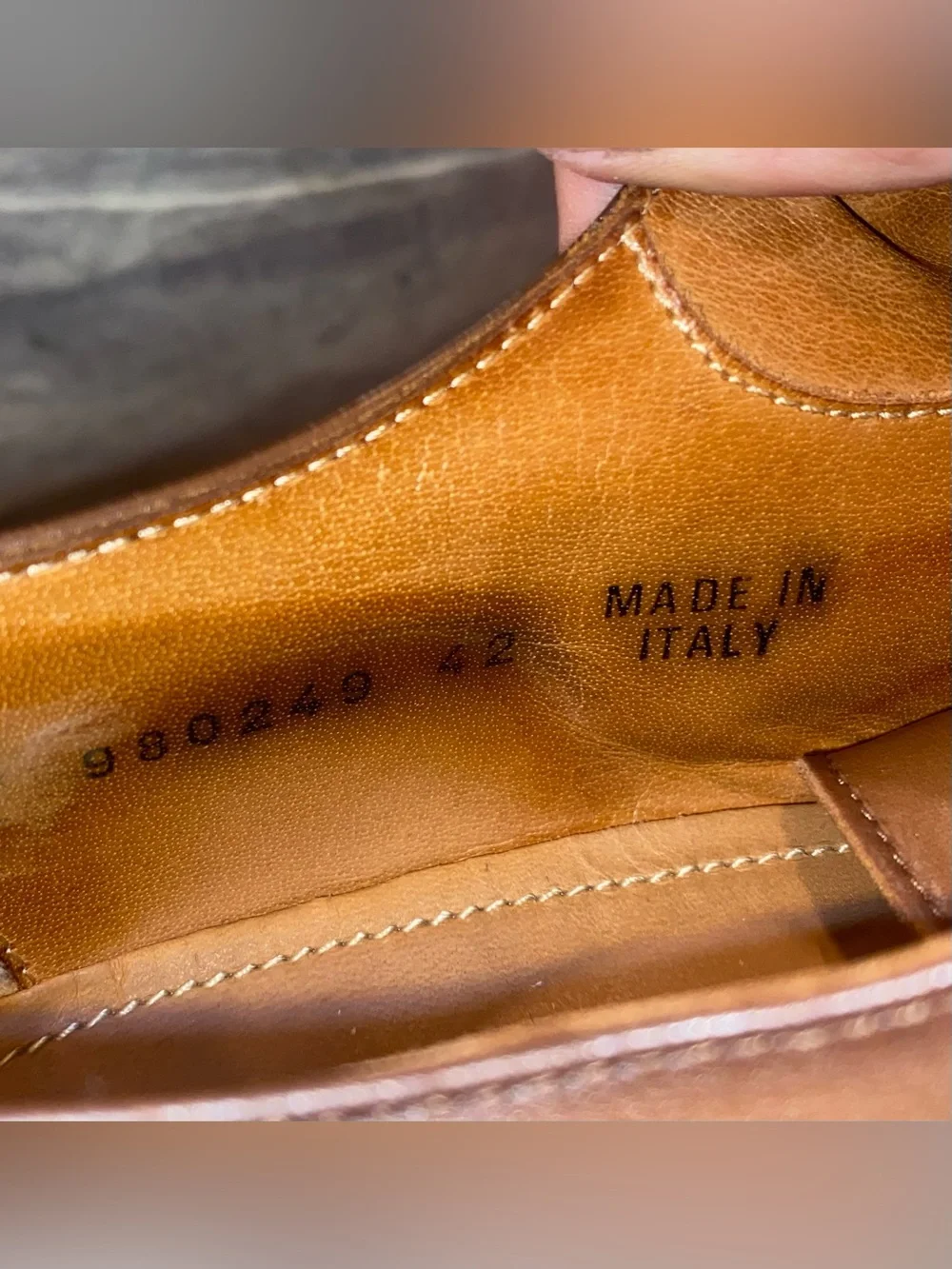 We pride ourselves with curating only the best vintage and luxury pieces of the